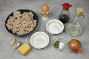 Рыбные "Польпетте" в соусе с овощами - фото шаг 1