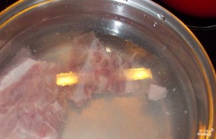 Cырный суп со свининой - фото шаг 1