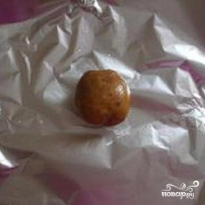 Картофель в фольге в духовке - фото шаг 1