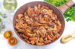 Жареные грибы рыжики