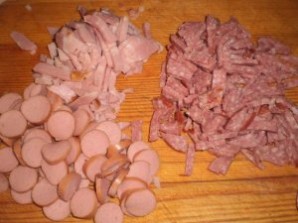 Солянка с колбасой и грибами - фото шаг 5