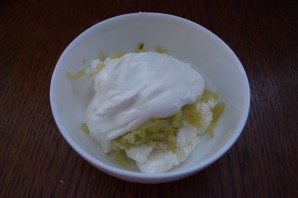 Соус из йогурта к курице - фото шаг 3