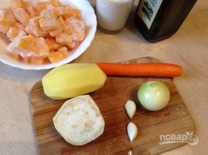 Суп-пюре с тыквой и сельдереем - фото шаг 1