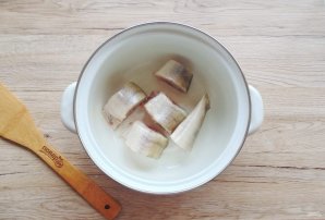 Рыбный суп из судака с пшеном - фото шаг 2