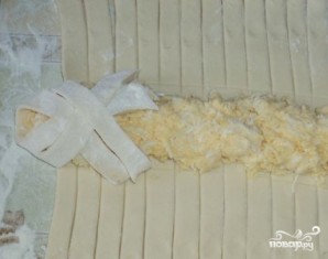 Слоеный сырный пирог - фото шаг 7