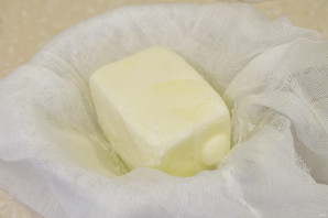 Сливочный сыр из кефира - фото шаг 2