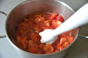 Кетчуп из помидор и слив - фото шаг 5