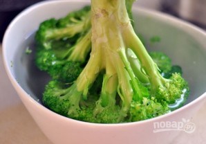 Хрустящий салат с брокколи - фото шаг 1