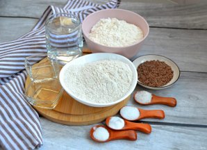 Бездрожжевой хлеб из цельнозерновой муки - фото шаг 1