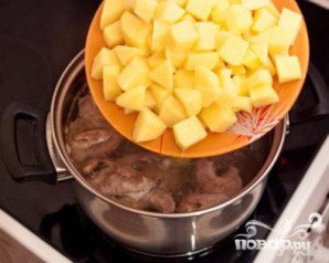 Суп с перепелами, брюсельской капустой и картофелем - фото шаг 3