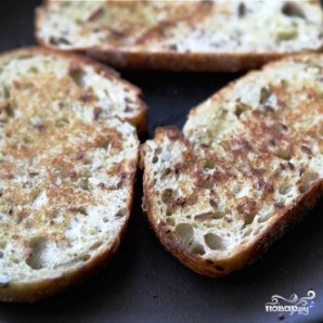 Открытый бутерброд с запеченными помидорами, сыром и бальзамическим уксусом - фото шаг 6