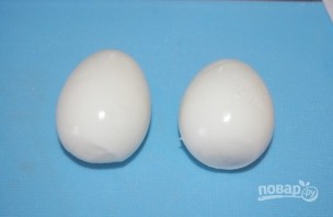 "Мышки" из вареных яиц - фото шаг 1