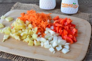 Гречневая каша с мясом, морковью и сладким перцем - фото шаг 4