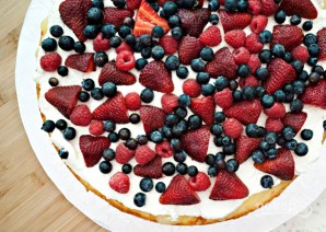 Торт из готовых коржей с фруктами - фото шаг 4