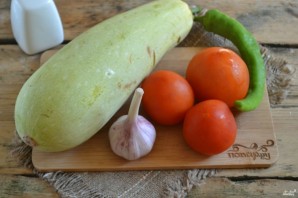Аджика из кабачков с помидорами - фото шаг 1