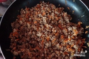 Картофельная запеканка с фаршем на сковороде - фото шаг 2