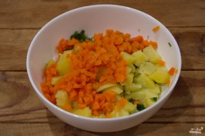 Картофельный салат с кальмарами и огурцами - фото шаг 5