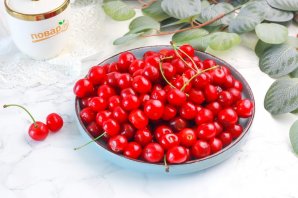 Вишня с сахаром на зиму - фото шаг 1
