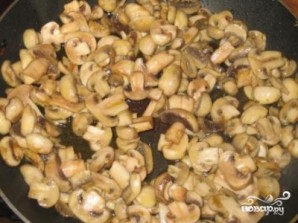 Картошка с грибами в горшочках - фото шаг 1