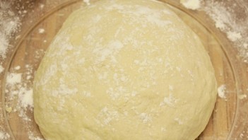 Тесто для осетинских пирогов - фото шаг 4