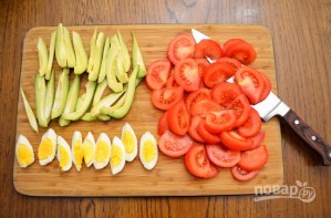 Салат с авокадо и помидорами - фото шаг 4