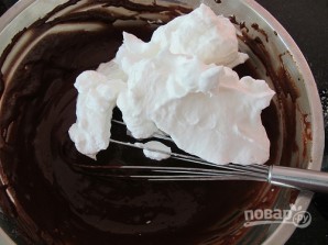 Шоколадный бисквит для торта - фото шаг 7