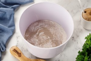 Простой мясной пирог с картошкой