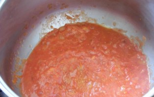 Минтай, тушеный в томатном соусе - фото шаг 5