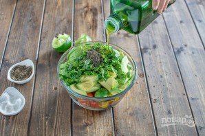 Салат из авокадо с лаймом - фото шаг 6