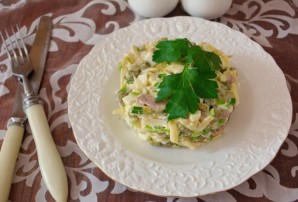 Салат с печенью трески и яйцом - фото шаг 6