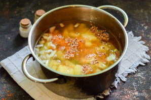 Картофельный суп с гречкой - фото шаг 7