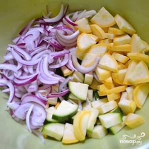 Овощной салат с макаронами - фото шаг 6