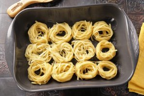 "Гнезда" с фаршем - фото шаг 8