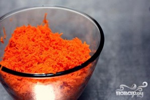 Морковные маффины со сливочной глазурью - фото шаг 1