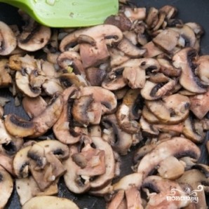Стручковая фасоль с грибами - фото шаг 4