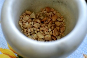 Освежающий салат из огурцов с арахисом - фото шаг 3
