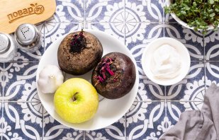 Салат из свеклы и яблок