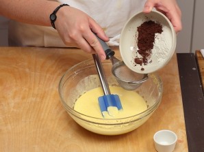 Вкусный шоколадный торт - фото шаг 2