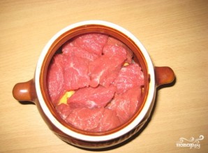 Тушеное мясо в горшочке - фото шаг 7