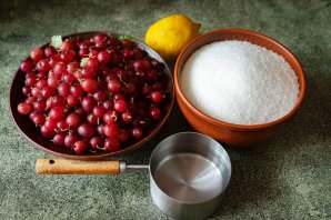 Королевское варенье из крыжовника - фото шаг 1