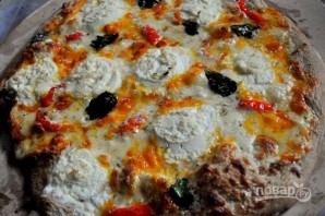 Пицца "4 сыра" - фото шаг 6