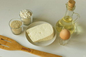 Жареный сыр в кунжуте - фото шаг 1