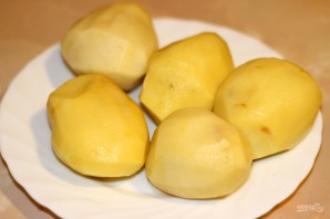 Печеный картофель в фольге в духовке - фото шаг 1