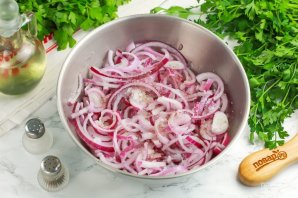 Лук маринованный быстрый - фото шаг 6