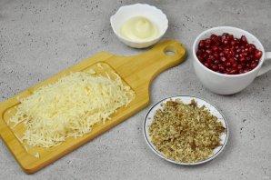 Салат с гранатом - фото шаг 3