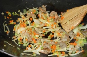 Жареный рис с креветками и овощами - фото шаг 3