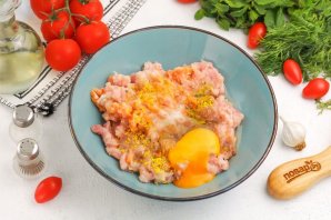 Котлеты из куриной грудки в духовке - фото шаг 5