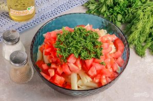 Салат с копченой колбасой и макаронами - фото шаг 5