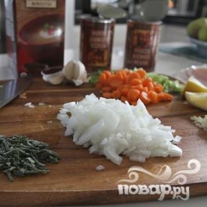 Суп-пюре с фасолью и ветчиной - фото шаг 1