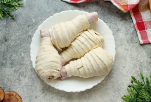 Куриные ножки в слоеном тесте - фото шаг 6